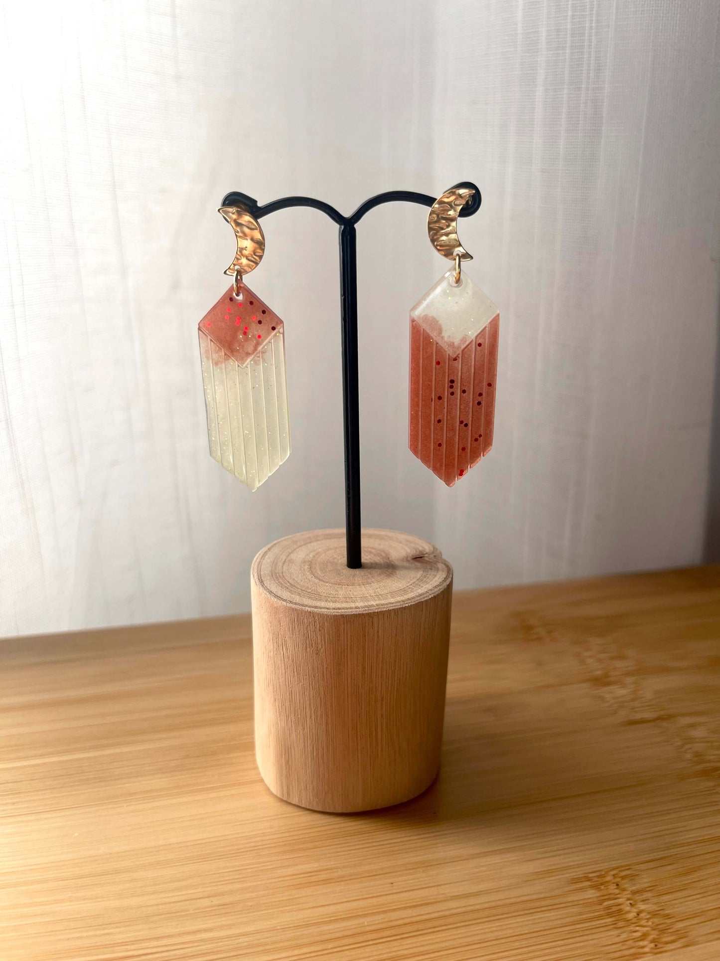 Boucles d'Oreilles Asymétriques – Jaune et Terracotta