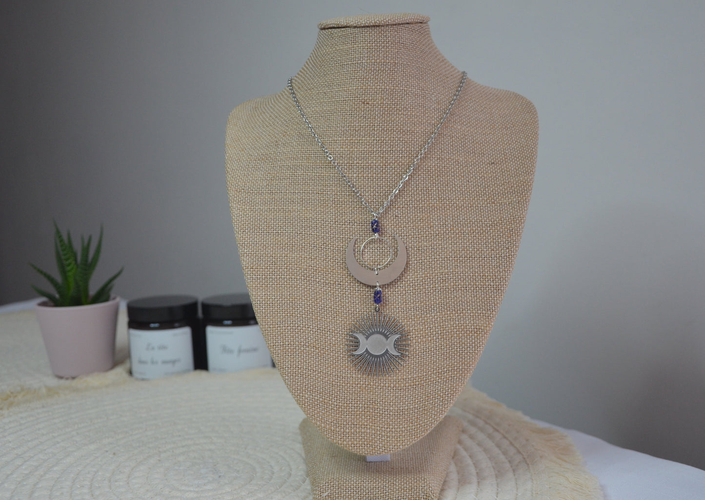Collier pendentif triple lune
