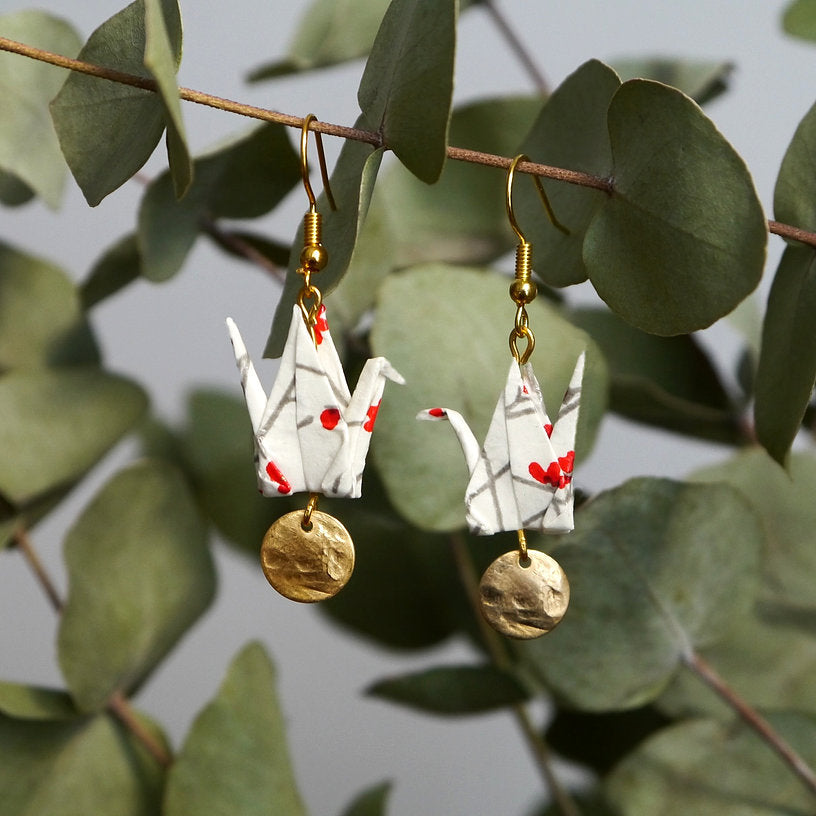 Boucles d'oreilles Grues et Sequins dorés par La petite fabrique d'Estelle