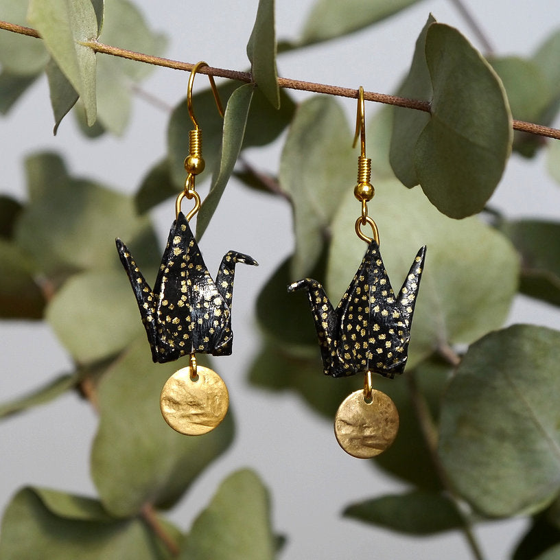 Boucles d'oreilles Grues et Sequins dorés par La petite fabrique d'Estelle