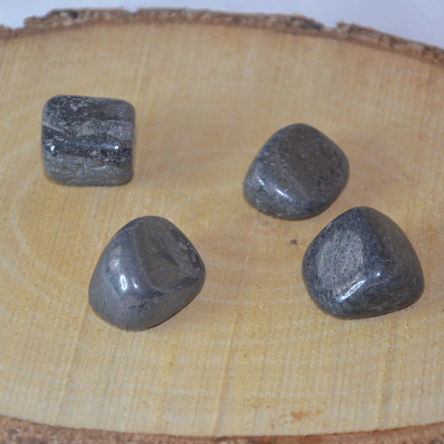 Pierre roulée Hematite