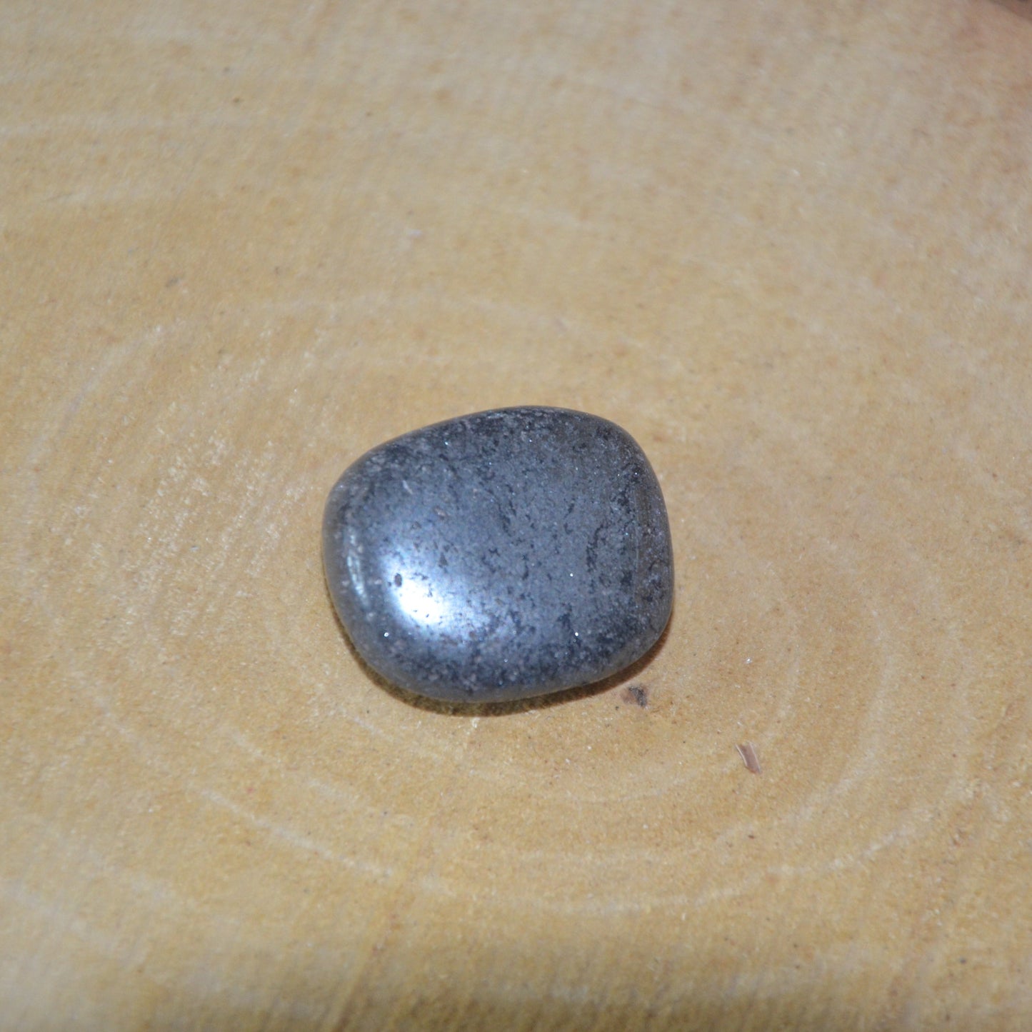 Pierre roulée Hematite