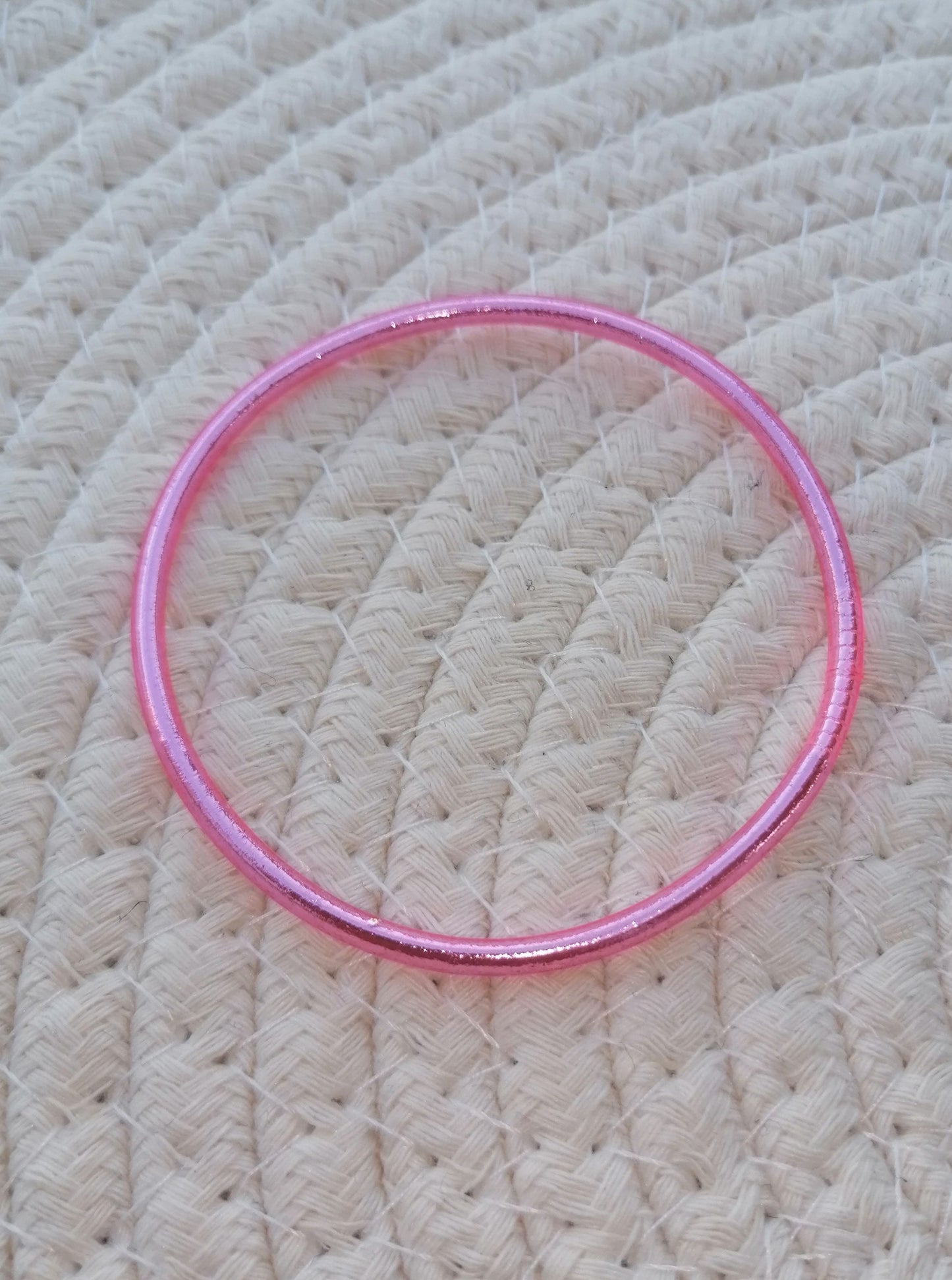 Jonc bouddhiste fin rose