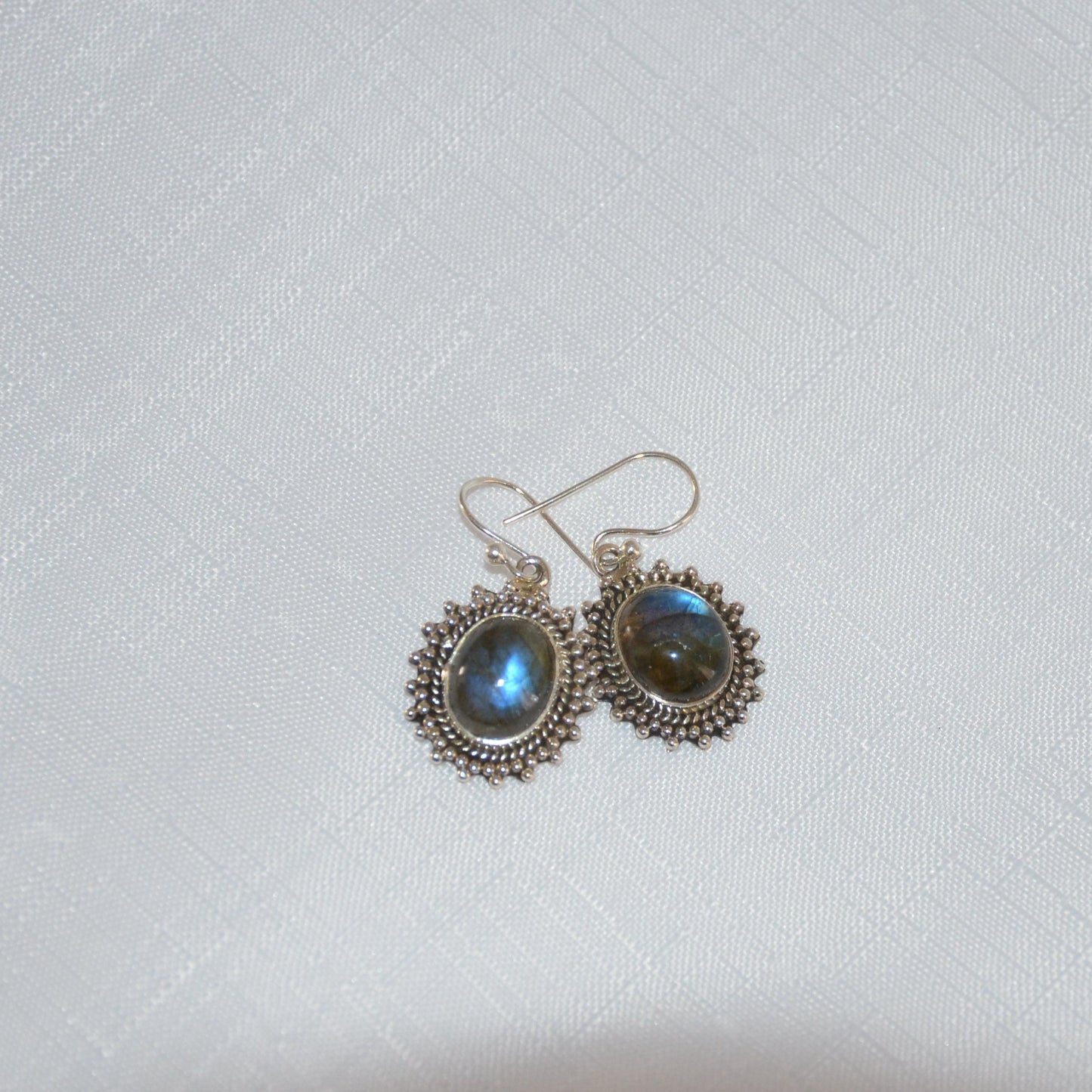 Boucles d'oreilles ovales Labradorite