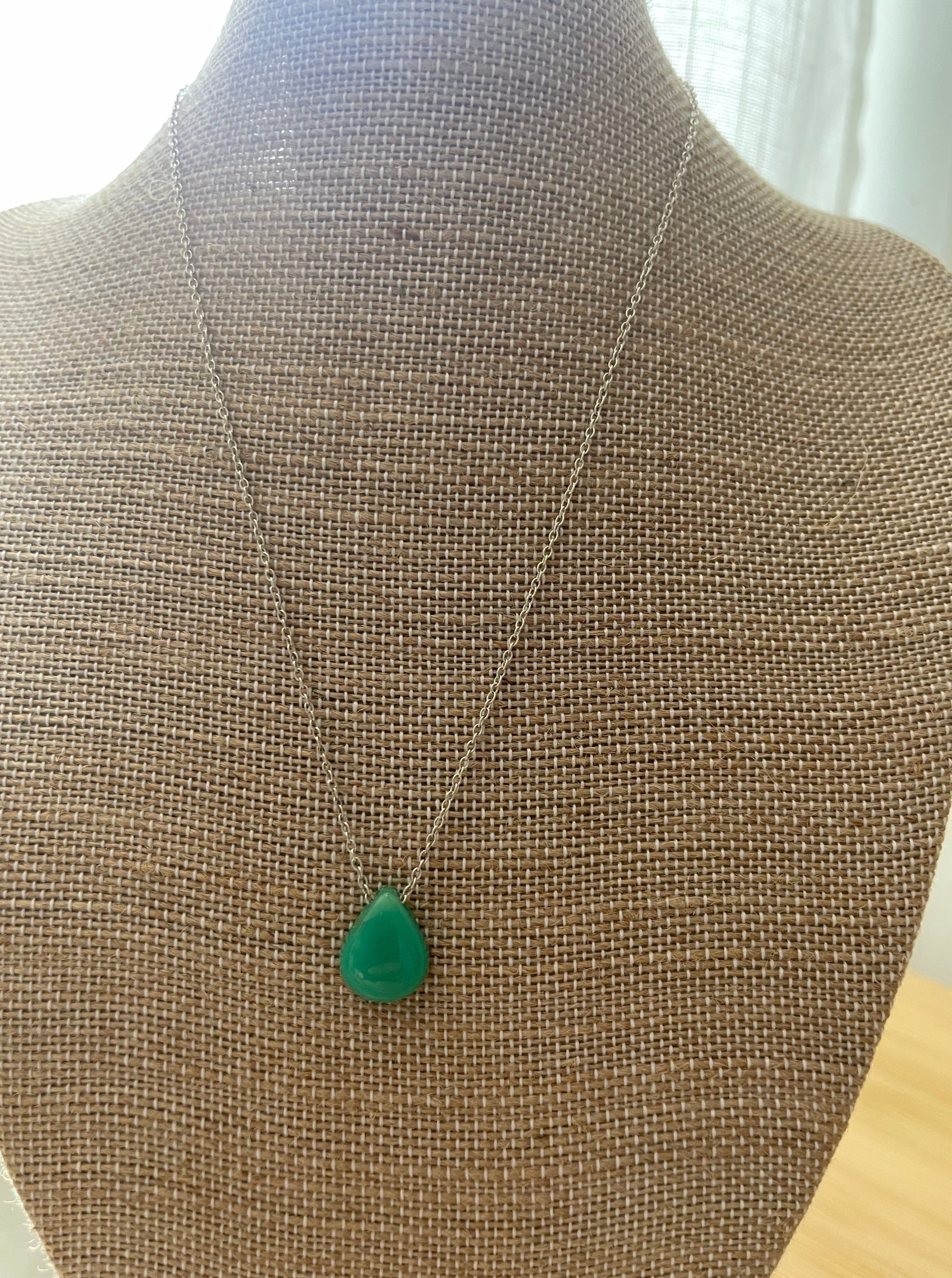 pendentif goutte chrysoprase