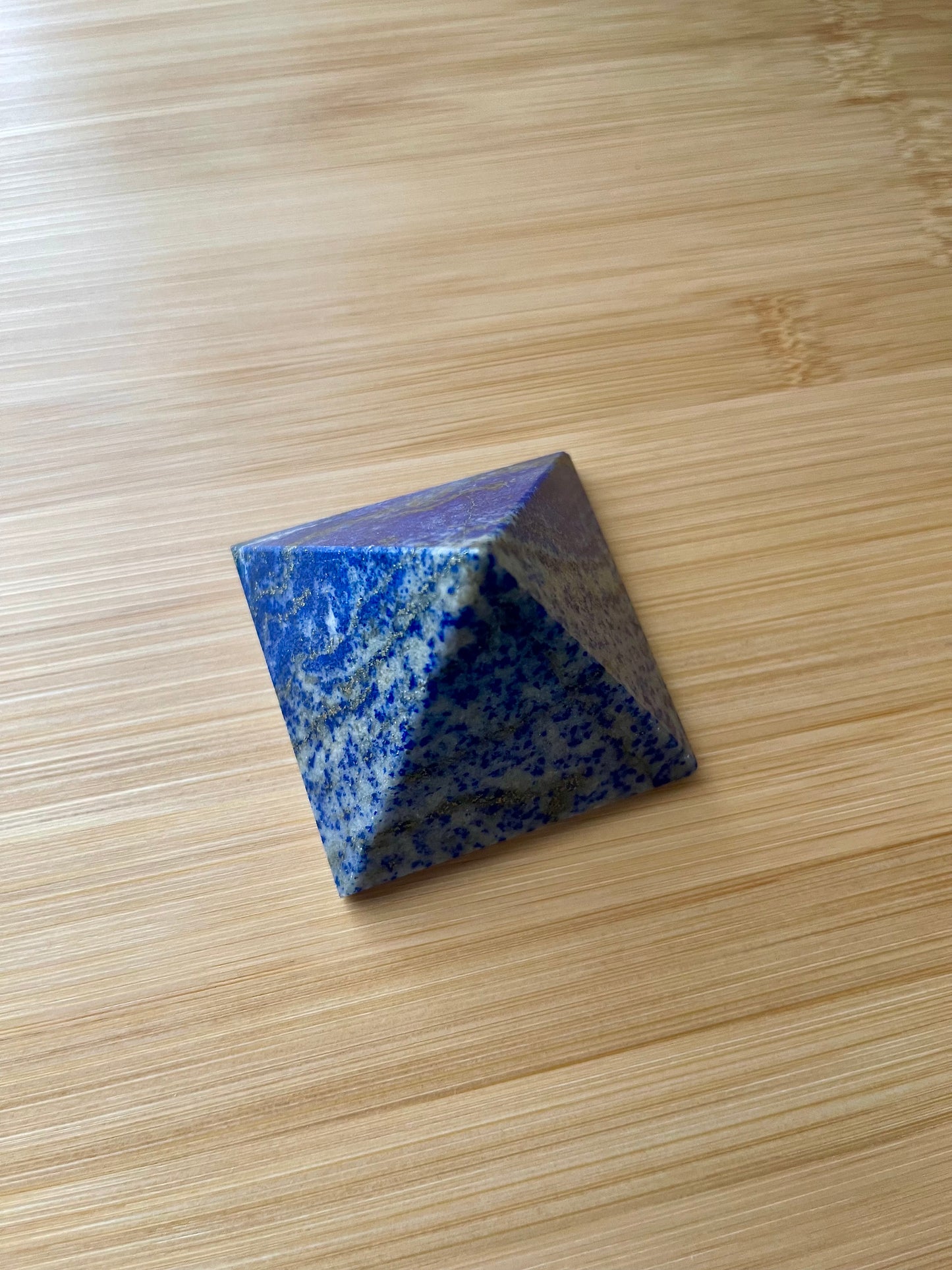 Pyramide Lapis lazuli