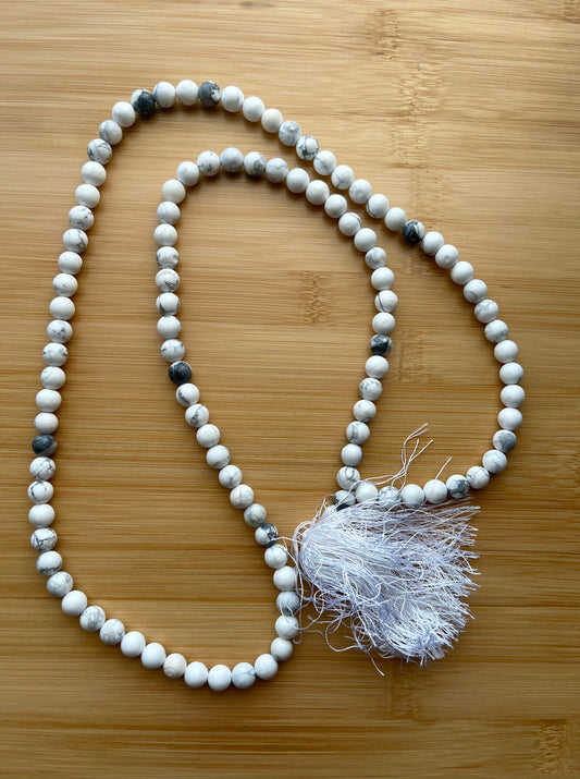 Mala howlite