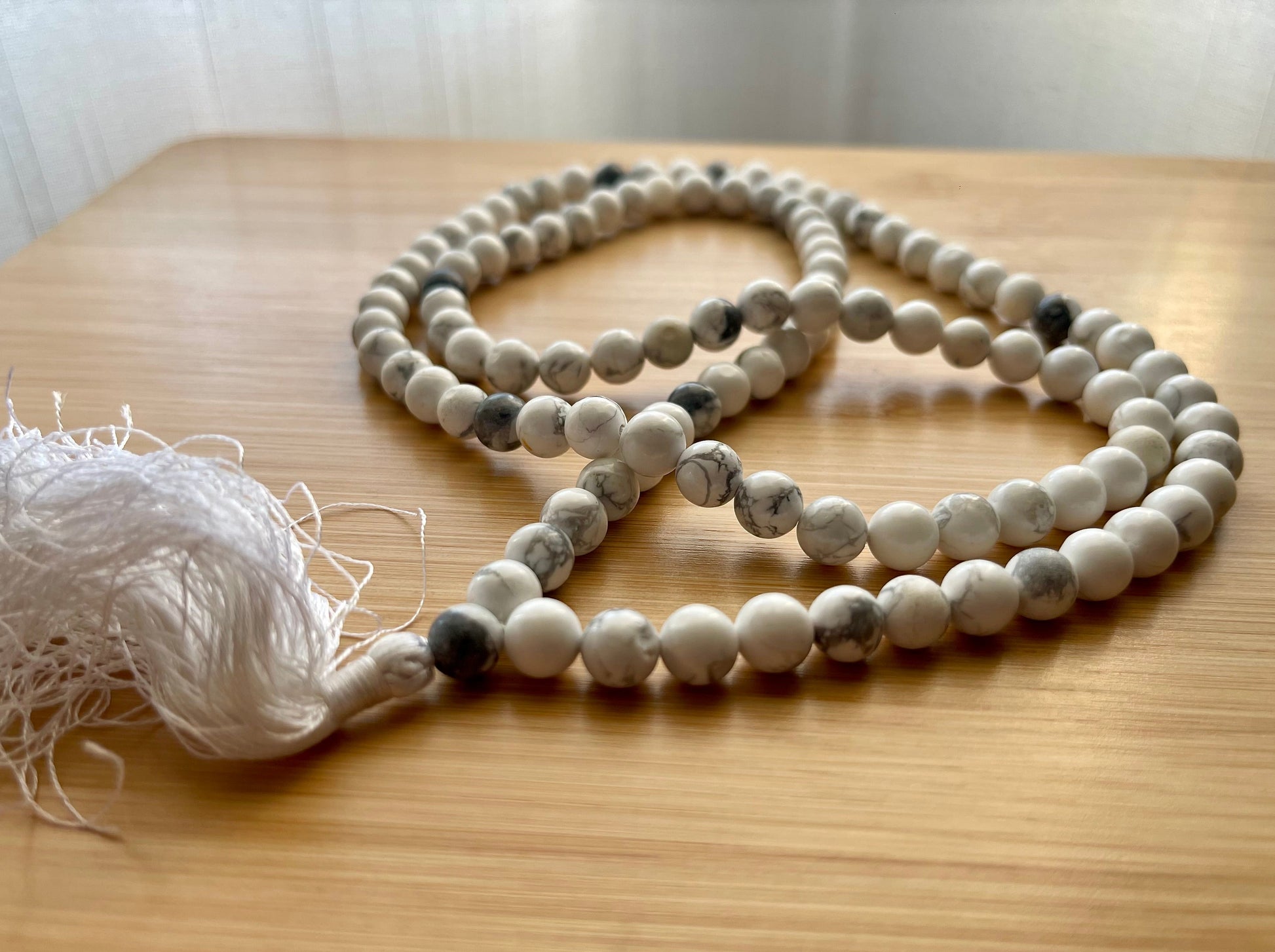 Mala howlite