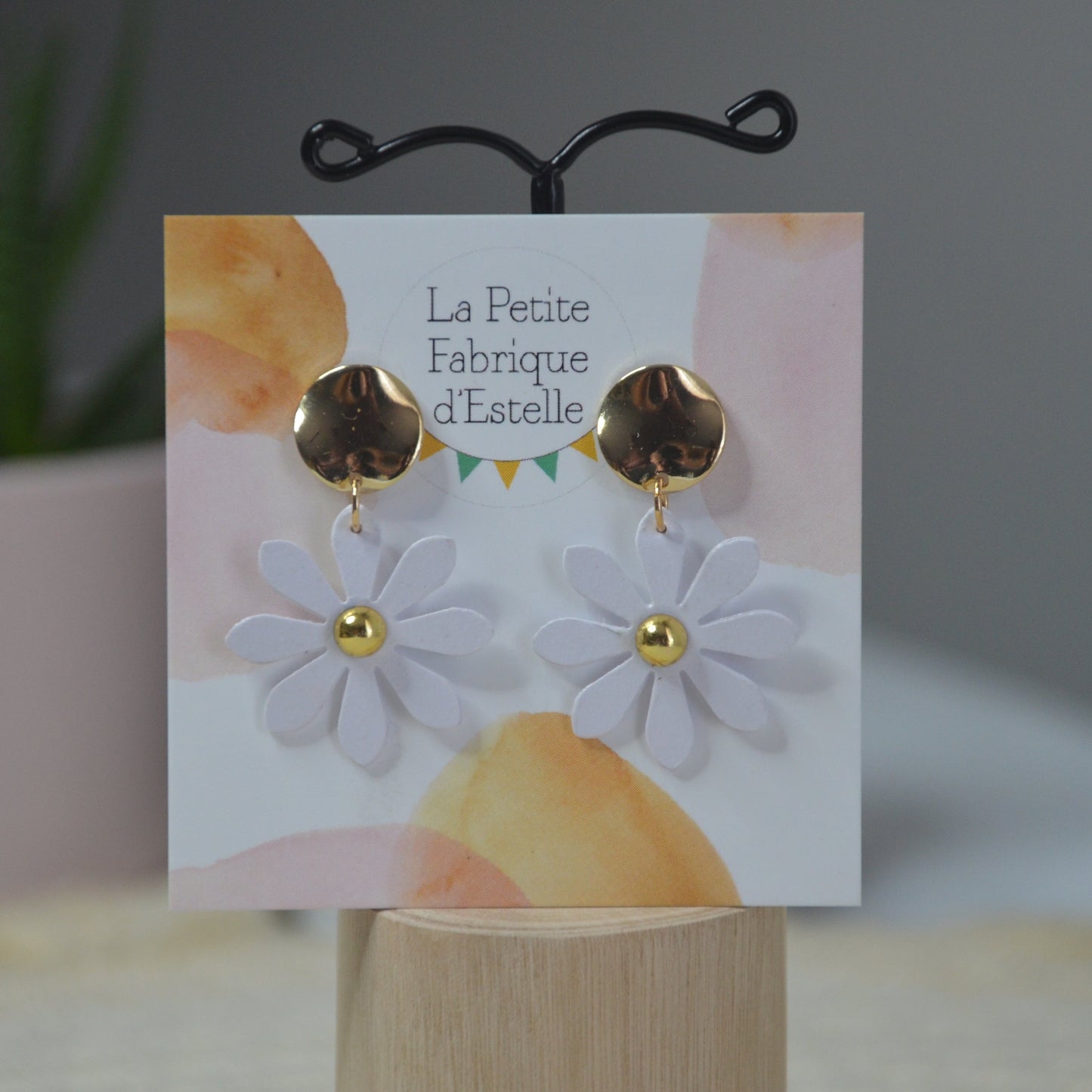 Boucles d'oreilles Marguerites par La petite fabrique d'Estelle 